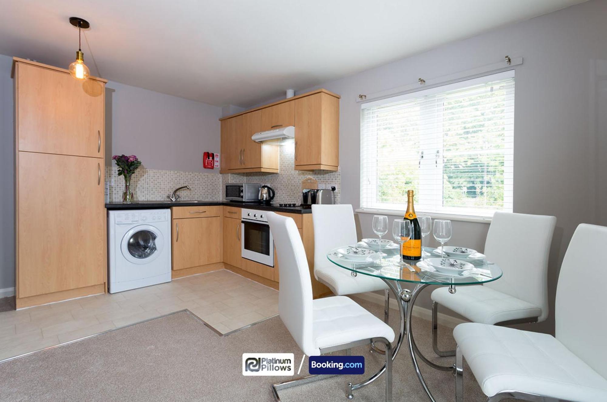 Modern Oxford 2 Bedroom Apartments, Weekly & Monthly Stays, Families & Contractor Accommodation 옥스퍼드 외부 사진