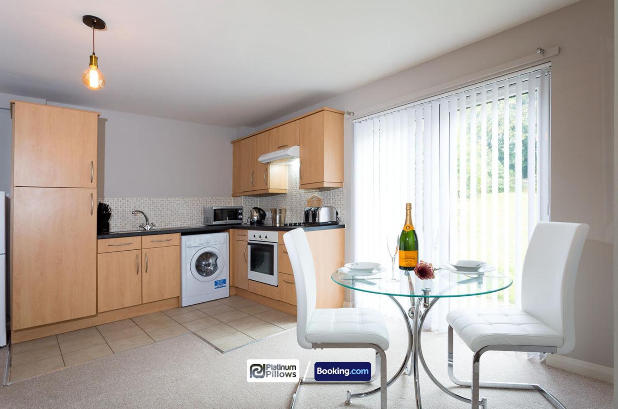 Modern Oxford 2 Bedroom Apartments, Weekly & Monthly Stays, Families & Contractor Accommodation 옥스퍼드 외부 사진